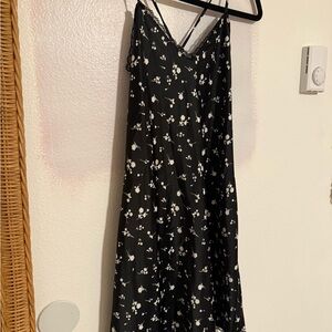 Wild Fable Black and White Floral Midi Dress